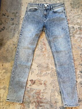 H&M Women’s Acid Wash High Rise Skinny Jean Size 8